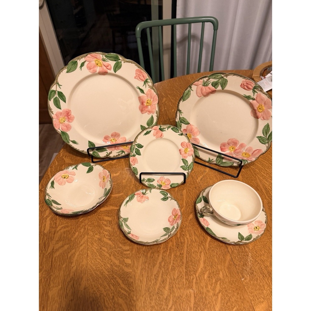 Vintage Franciscan Desert Rose 7-Piece Place Setting MINT